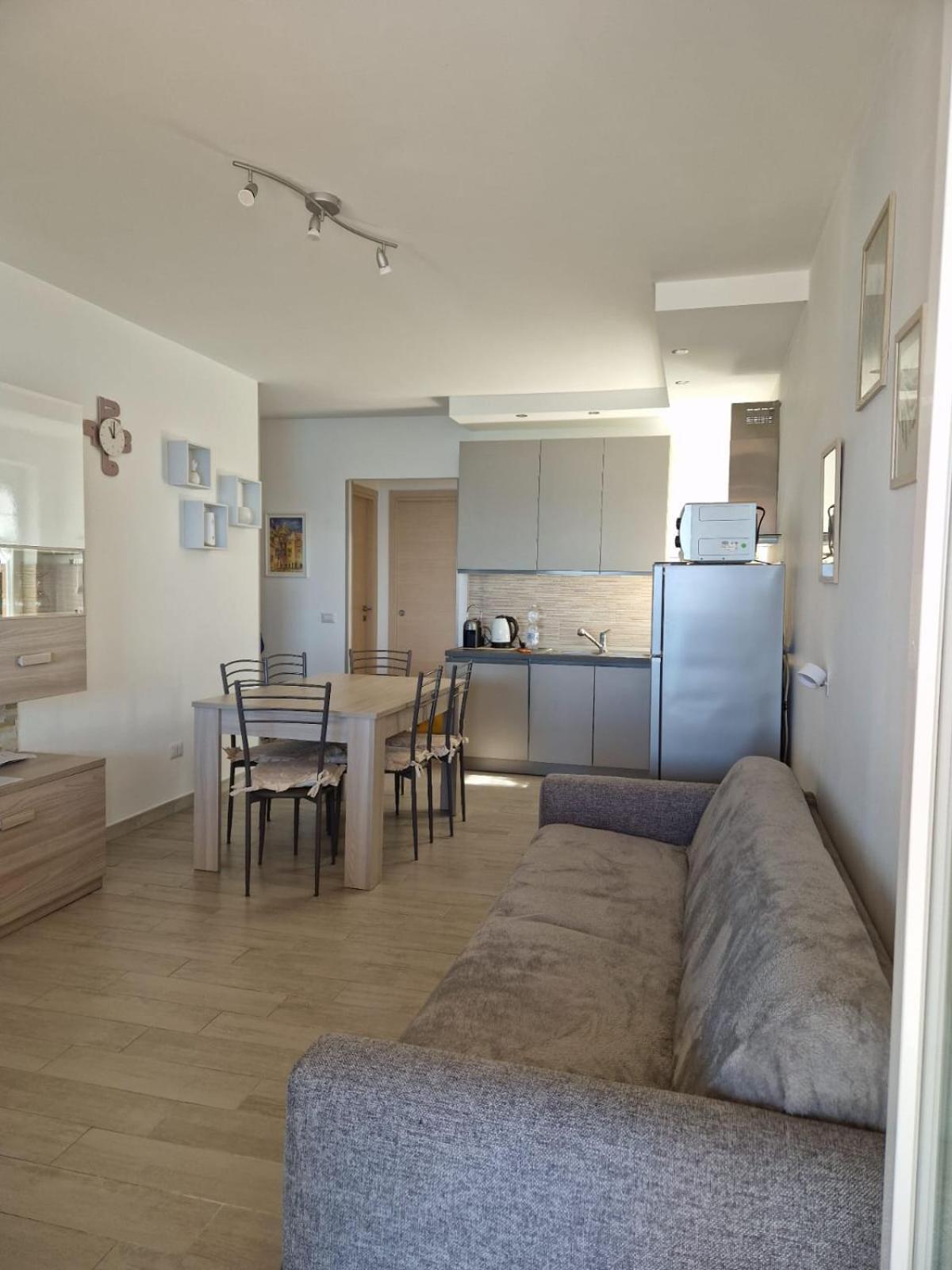 Apartmán La Finestra Sul Golfo Ospedaletti Exteriér fotografie